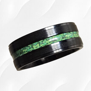 Black Stainless Steel 8mm Inlaid Synthetic Green Band Style Fashion Ring Size 8